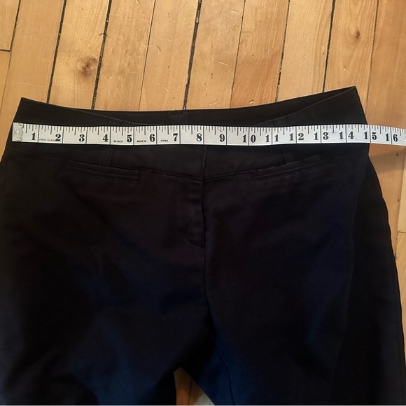White House Black Market Black Pants Size 2R Slim Fit, Ankle Length, 98%Cotton - Picture 4 of 4